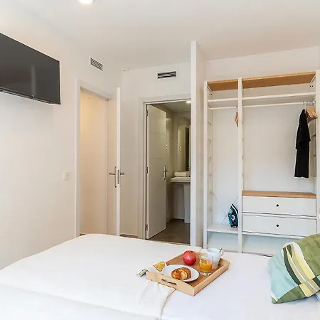 4237 - Ab Santa Coloma Iii Apartment Barcelona